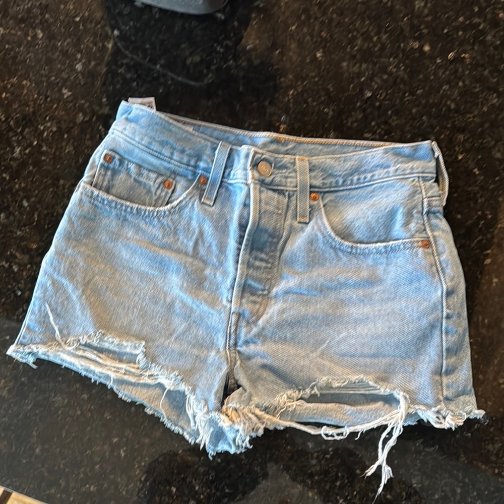 Levi's 501® ORIGINAL FIT HIGH RISE WOMEN'S SHORTS